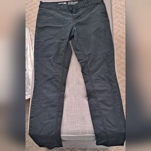 Women's pants size 6 midrise skinny
